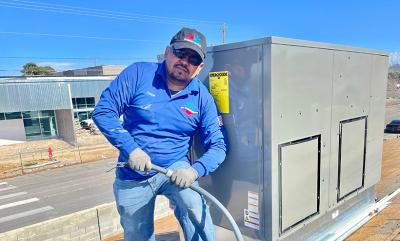 Professional rooftop HVAC installation: Powering comfort with expertise!